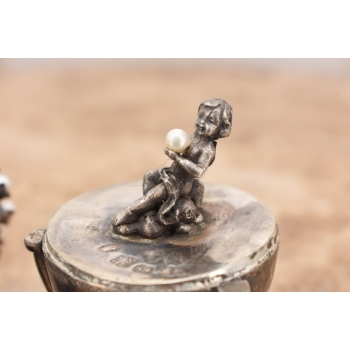 Carskie Srebrne Jajo - Jajko Perły - Chłopiec z Perła - pr 84