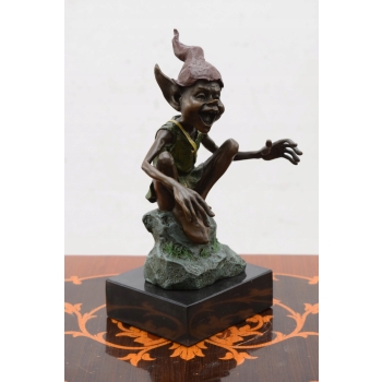 ŚMIESZNY GNOM SKRZAT GOBLIN - figura z brązu