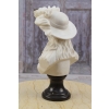 Popiersie Arystokratki - Marmurowa Figura - Dama Kameliowa w Kapeluszu
