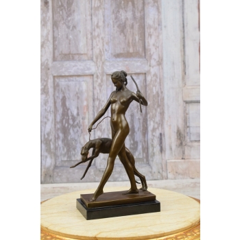 Diana z Psami Myśliwskimi - Bogini Myśliwych - Figura z Brązu