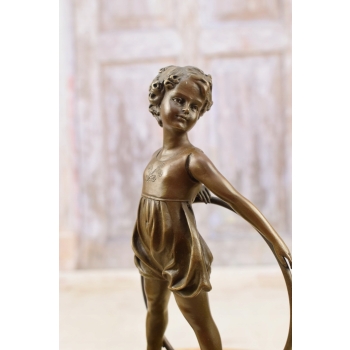 DZIEWCZYNKA Z KOŁEM figura z brązu + GRAWER