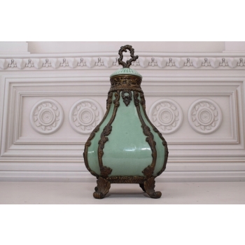 Porcelanowy Wazon Urna - Secesja Flakon - Porcelana + Brąz