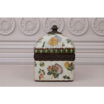 Szkatuła Bomboniera - Porcelana + Brąz - Wieś
