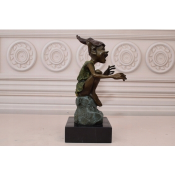 ŚMIESZNY GNOM SKRZAT GOBLIN - figura z brązu