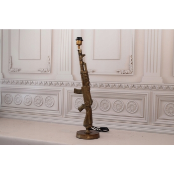 Lampa Stojąca - Złoty Pistolet Kałasznikow Lampka Dekoracyjna Świeci Unikat