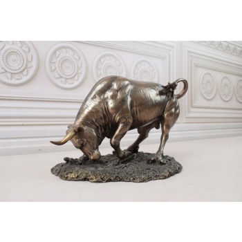 Groźny Byk - Figura Figurka Prezent - Statuetka Hossa Giełda Kryptowaluty
