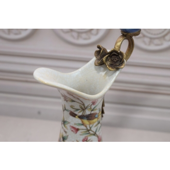Porcelanowa Karafka - Okuta Brązem Brąz - Kwiaty i Ptaki - Sygnowana