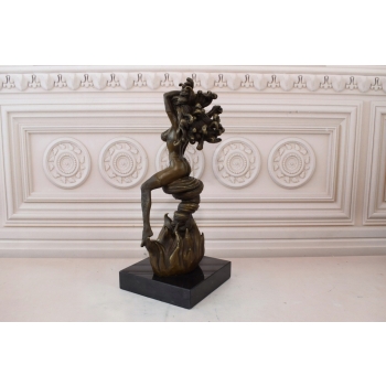 Meduza - Akt Kobiety - Siedząca Kobieta - Figura z Brązu - Dekoracja Erotyk