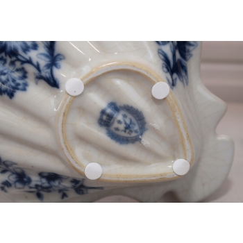 Porcelanowa Mini Patera - Mydelniczka - Porcelana + Figura z Brązu Amor