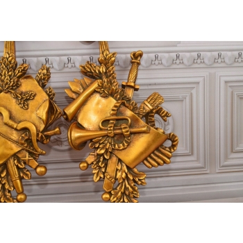 Złota Płaskorzeźba - Obraz Instrument - Ozdoba Dekoracja