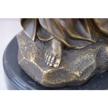 Matka Boska Maryja z Dzieciątkiem Jezus - Figura Rzeźba z Brązu Mitologia