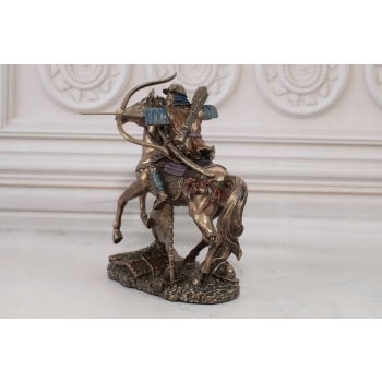 Japoński Samuraj Na Koniu - Łucznik - Figurka Statuetka - Dekoracja