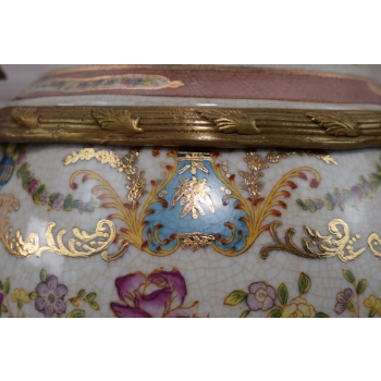 Biała Waza - Amfora Wazon - Porcelana + Brąz - Kwiaty Anioły - Sygn