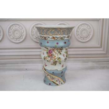 Porcelanowy Wazon - Waza - Biało Niebieska - Kolorowe Kwiaty - sygn