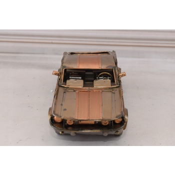 Metalowy Model Ford Mustang - Zabytkowy Samochód - Vintage