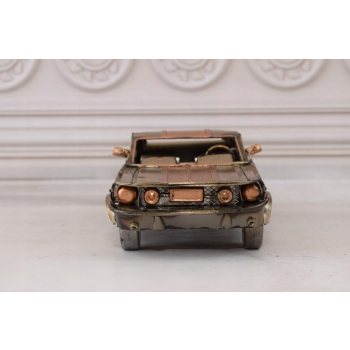 Metalowy Model Ford Mustang - Zabytkowy Samochód - Vintage