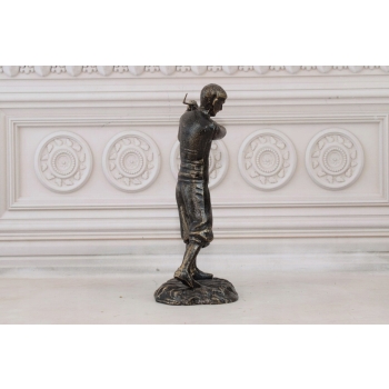 GOLFISTA - MĘŻCZYZNA GRAJĄCY W GOLFA - FIGURA Z Żeliwa - PREZENT