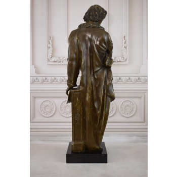 Zamyślony Ludwig Van Beethoven - Kompozytor Pianista - Figura z Brązu