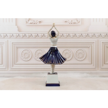 Porcelanowa Młoda Tancerka - Granatowa Suknia - Figura Porcelana - Prezent