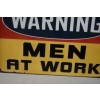 BLASZANY SZYLD - Warning Men At Work - Metalowa Dekoracja Ozdoba