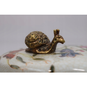 Szkatuła Bomboniera Szkatuła Misa Ślimak - Porcelana Okuta Brązem Sygn.