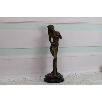 Akt Kobiety - Kobieta Kusząca Scena - Figura Rzeźba z Brązu