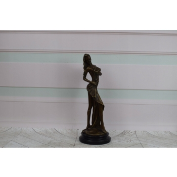 Akt Kobiety - Kobieta Kusząca Scena - Figura Rzeźba z Brązu