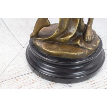 Akt Kobiety - Kobieta Kusząca Scena - Figura Rzeźba z Brązu