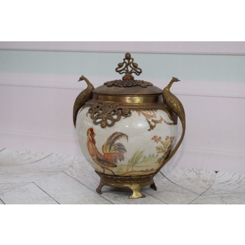 Biały Wazon Porcelanowy - Waza Porcelana z Brązem - Kogut Paw - Dekoracja