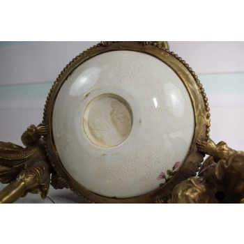 Porcelanowa Szkatuła - Waza - Porcelana + Brąz - Trzech Arystokratów Ozdoba