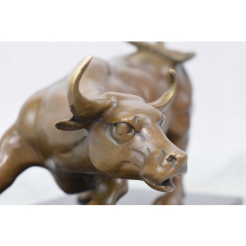 Byk z Wall Street Giełda Hossa Bitcoin XRP Kryptowaluty - Figura z Brązu