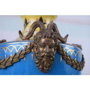 Królewski Porcelanowy Wazon - Amfora Waza - Porcelana + Brąz - Dekoracja