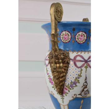 Porcelanowy Wazon - Waza Amfora - Porcelana + Brąz - Wstążki Kwiaty Ozdoba