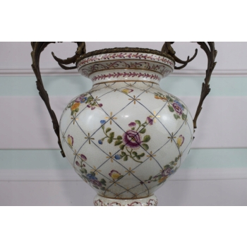Biały Porcelanowy Wazon Secesja - Amfora Waza - Porcelana + Brąz - Kwiaty