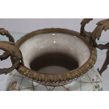 Biały Porcelanowy Wazon Secesja - Amfora Waza - Porcelana + Brąz - Kwiaty