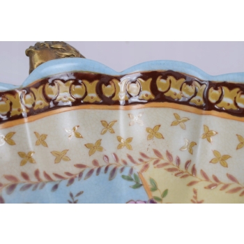 Cztery Amory Trzymające Patere - Patera Porcelana + Figury z Brązu