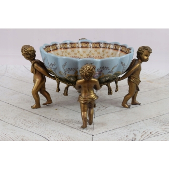 Cztery Amory Trzymające Patere - Patera Porcelana + Figury z Brązu