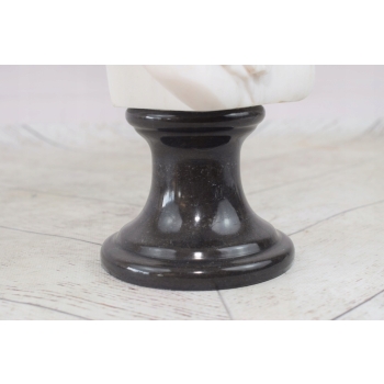 Marmurowa Figura - Popiersie Kobiety z Kwiatami - Figura Rzeźba Marmur