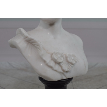 Marmurowa Figura - Popiersie Kobiety z Kwiatami - Figura Rzeźba Marmur