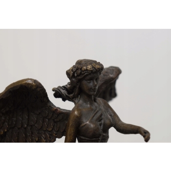 Nike Z Rydwanem - Skrzydlata Bogini - Konie Mitologia - Figura z Brązu