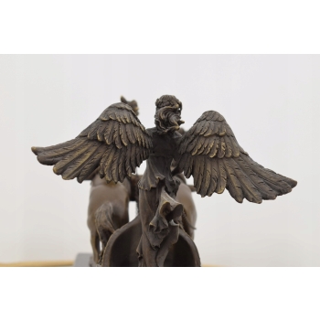 Nike Z Rydwanem - Skrzydlata Bogini - Konie Mitologia - Figura z Brązu