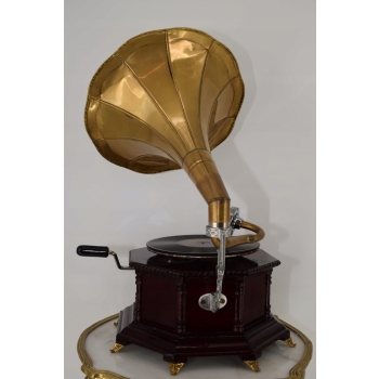 Gramofon - Patefon - 8 Kat - Mahoń - Sprawny - Zdobienia Tuba Rzeźbiona