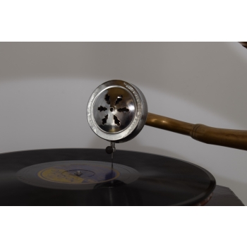 Gramofon - Patefon - 8 Kat - Mahoń - Sprawny - Zdobienia Tuba Rzeźbiona