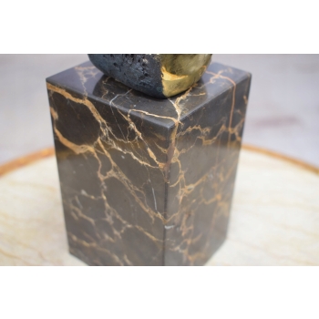 ŁGARSKA KOBIETA - FIGURA Z BRĄZU złoconego - AKT