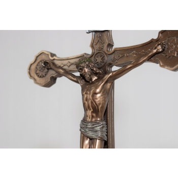 Stojący Krzyż z Jezusem - Krucyfiks - Krzyżyk Na Podstawce - Ozdoba Biblia