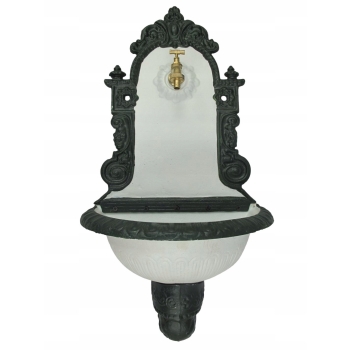 Fontanna Wlewka Wylewka - Biało Zielona - Kran Dom Ogród Elewacja