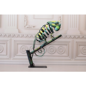 Nowoczesny Kameleon - Metalowa Figura Naum Gabo - Sztuka Współczesna