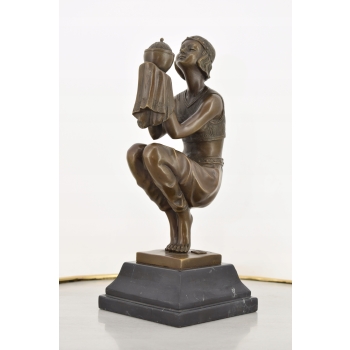 Kleopatra z Jajem - Jajo Kleopatry - Figura Rzeźba z Brązu - Oblivine