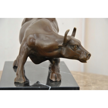 Byk z Wall Street - Giełda Hossa Kryptowaluty - Figura z Brązu - Dekoracja