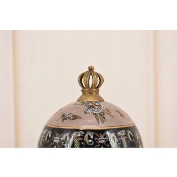 Czarne Porcelanowe Jajo Wsparte Lwami - Porcelana + Brąz - Szkatuła Jajko